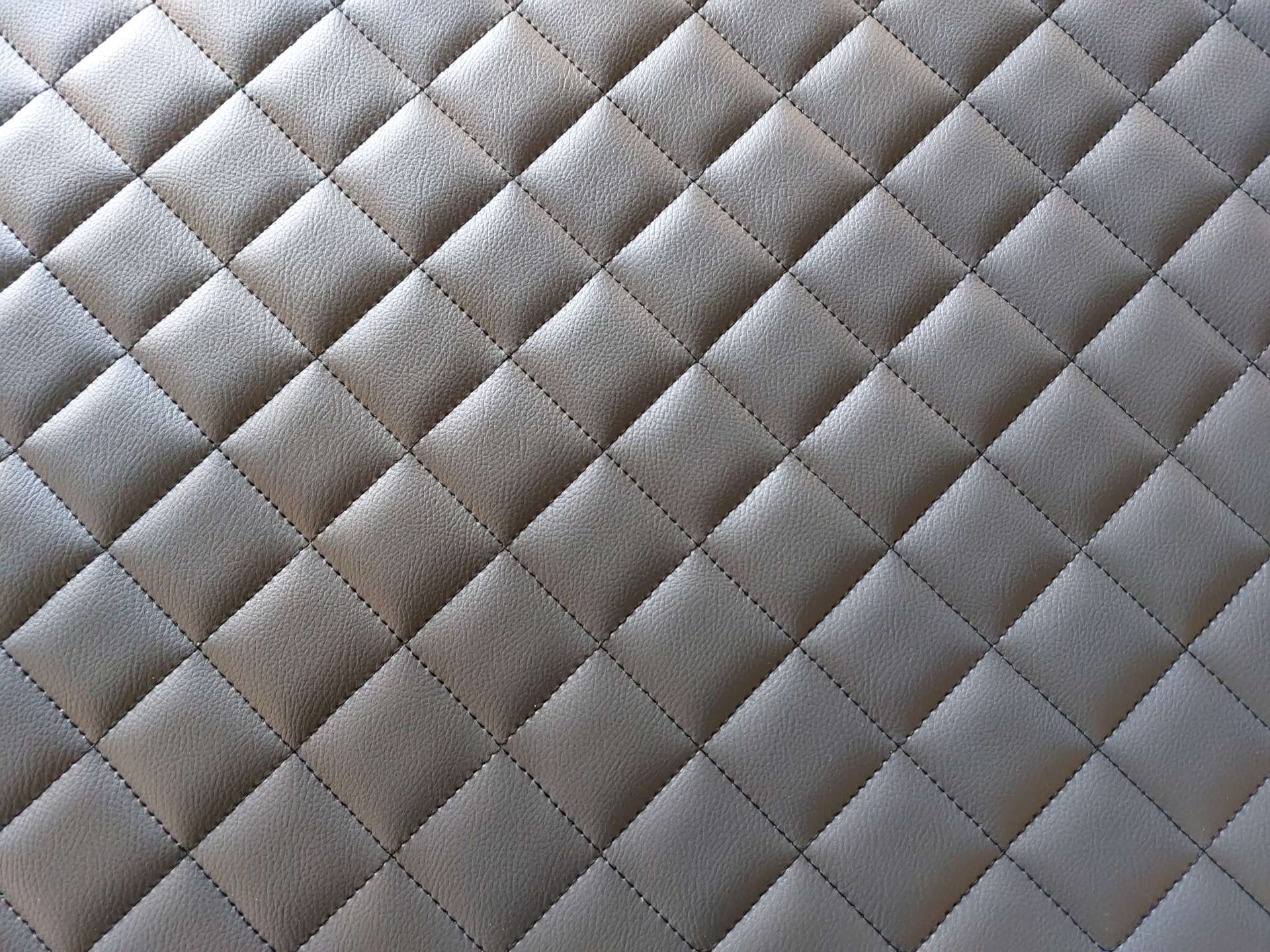 Καπιτονέ ταπετσαρία αυτοκινήτων - σκαφών