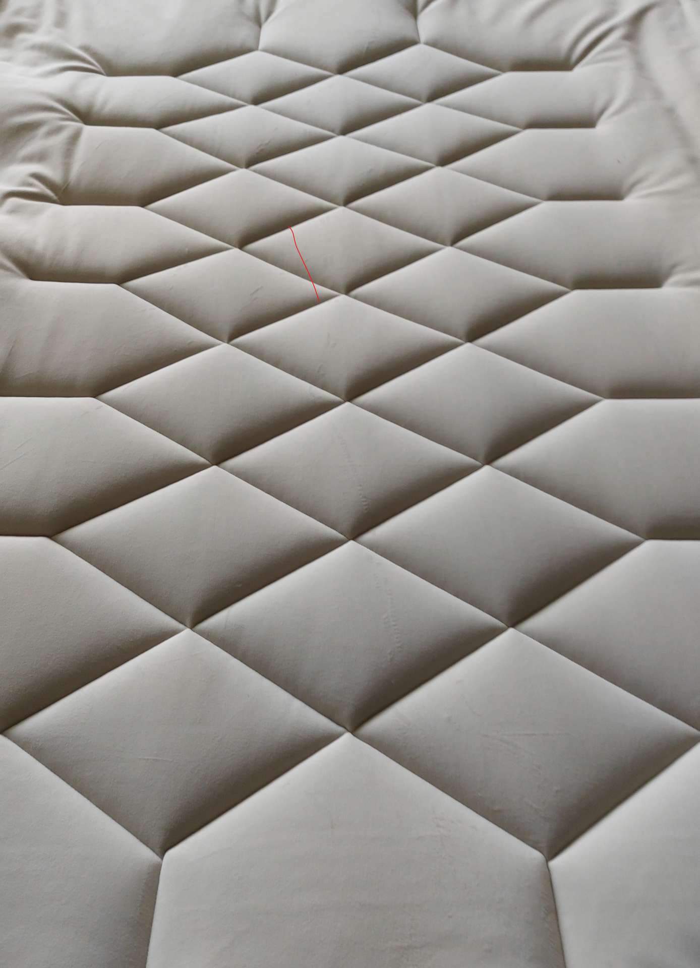 Καπιτονέ ταπετσαρία επίπλων και κεφαλαριών